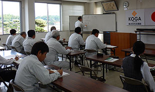 画像：早朝勉強会の様子